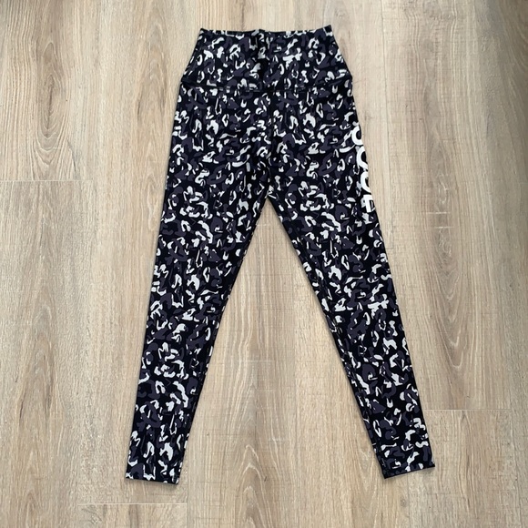 SOULCYCLE Moving Forward Leggings - Picture 2 of 6